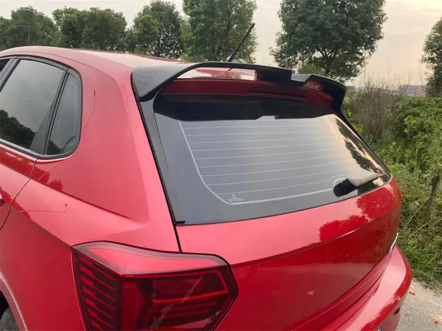 Polo 8/AW Roof Spoiler